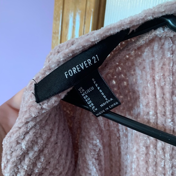 small Forever 21 light pink cross back sweater - Picture 3 of 3